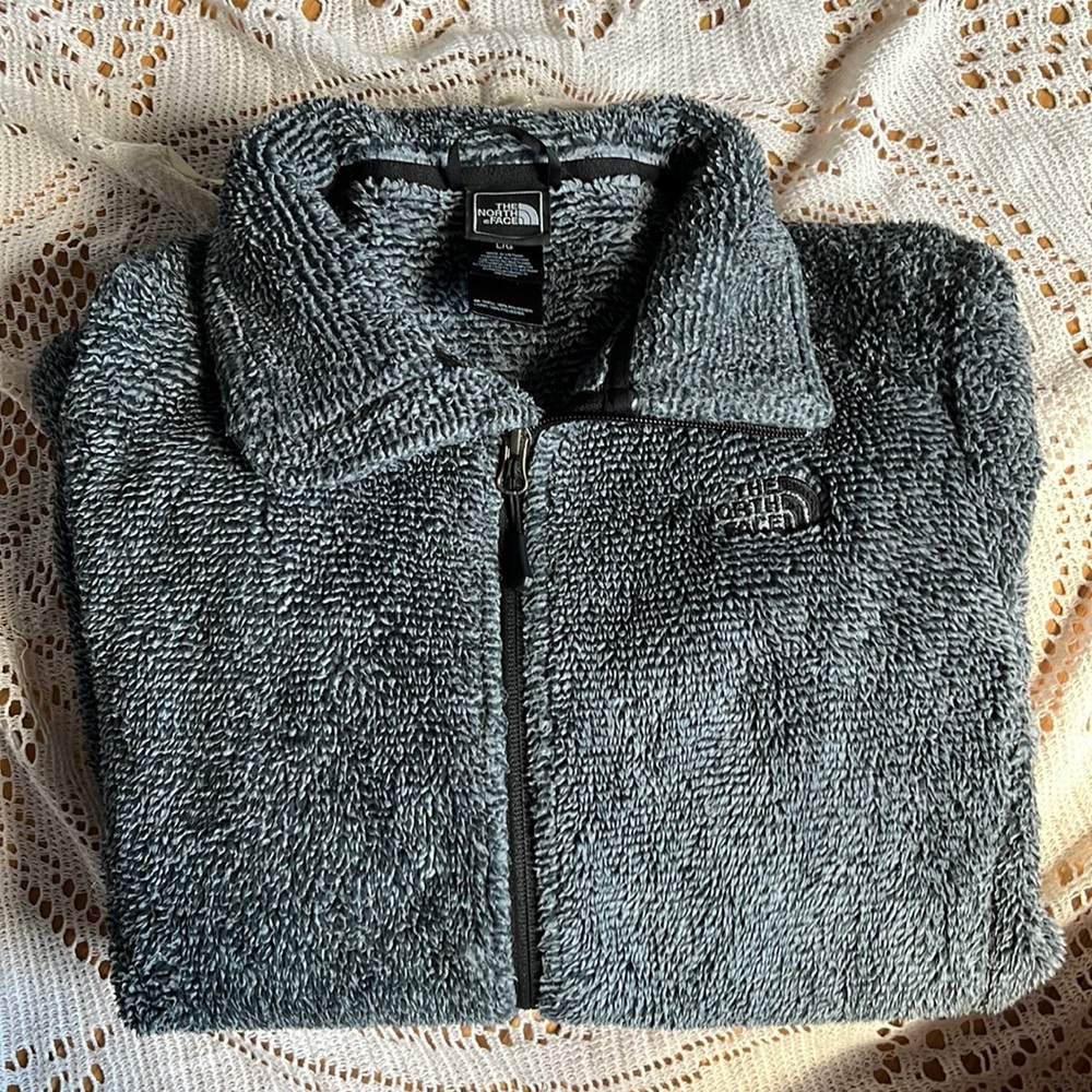 north face fuzzy jacket